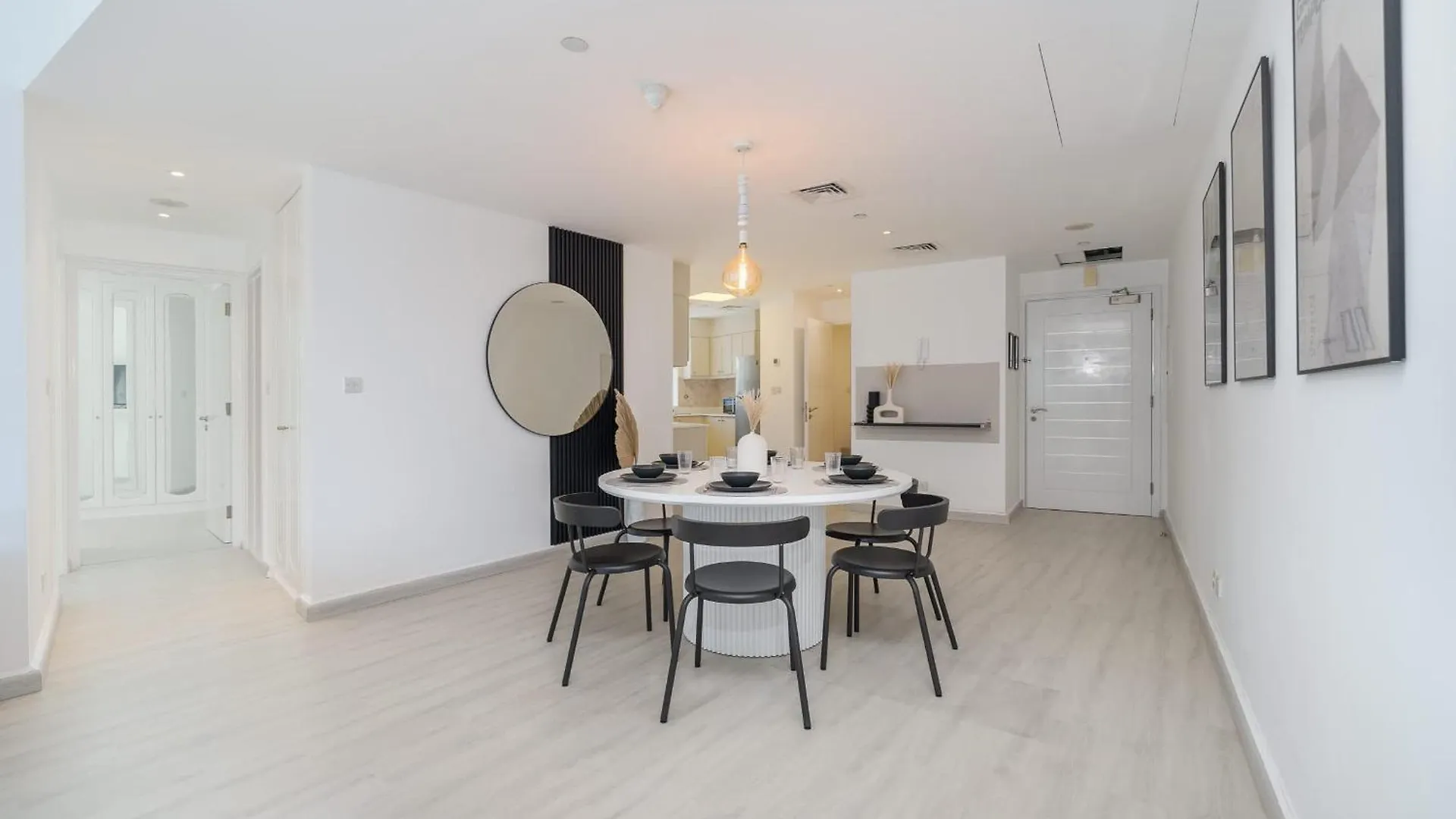 Apartment Exquisite 3-Bedrooms At Marina Terrace With Striking Views Of Dubai Marina! United Arab Emirates