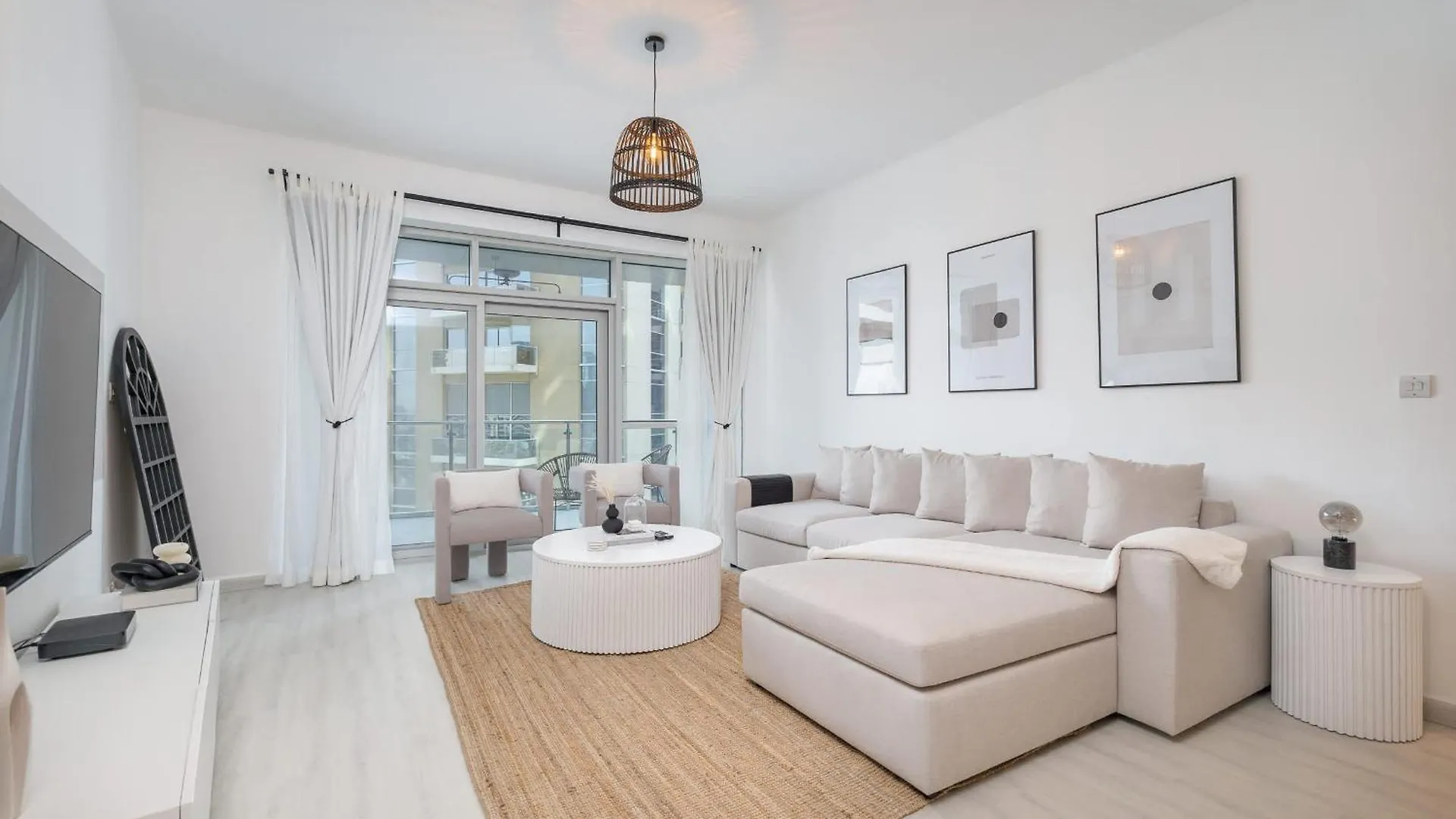 Exquisite 3-Bedrooms At Marina Terrace With Striking Views Of Dubai Marina! 0*,