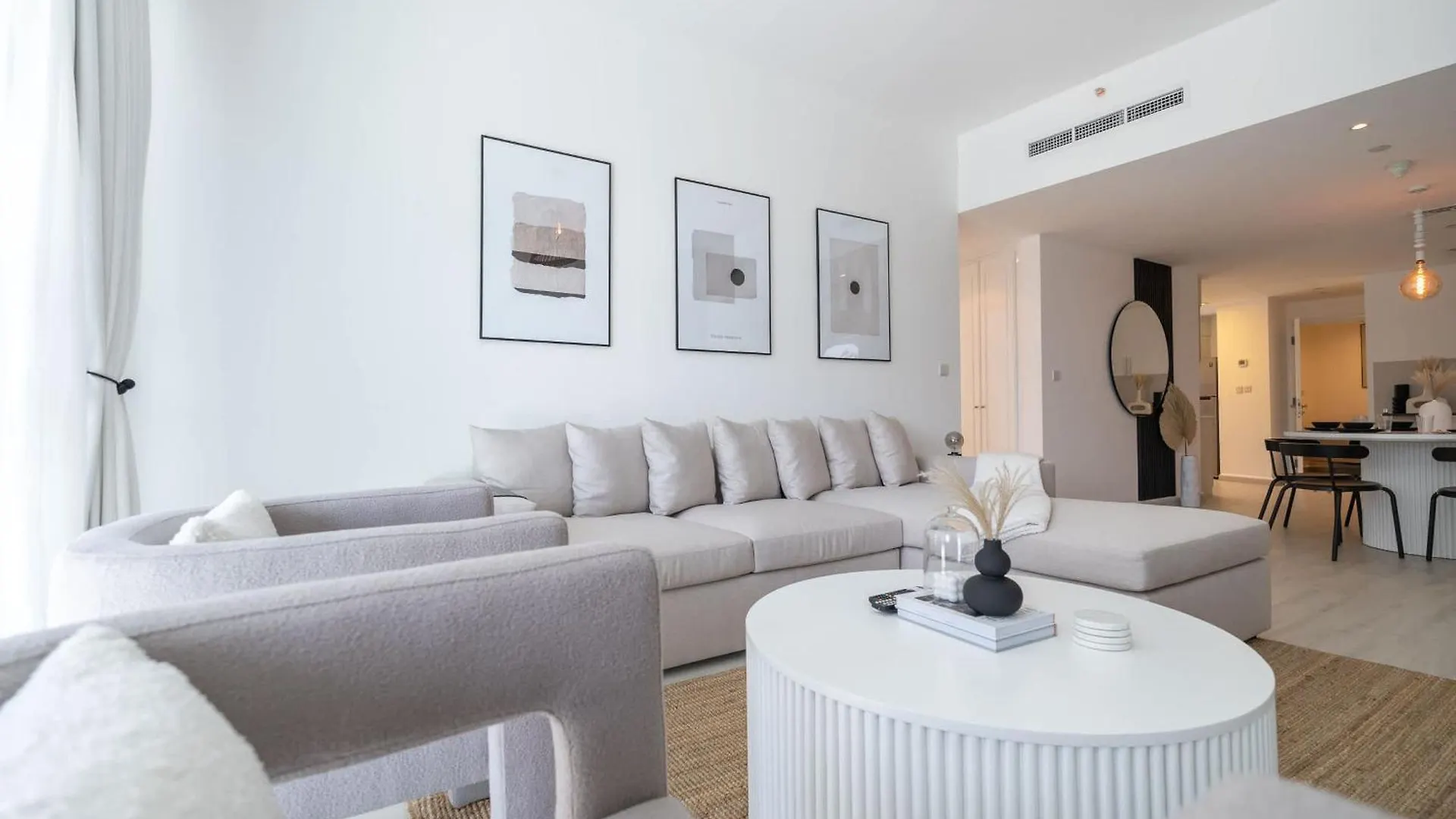 Apartment Exquisite 3-Bedrooms At Marina Terrace With Striking Views Of Dubai Marina!