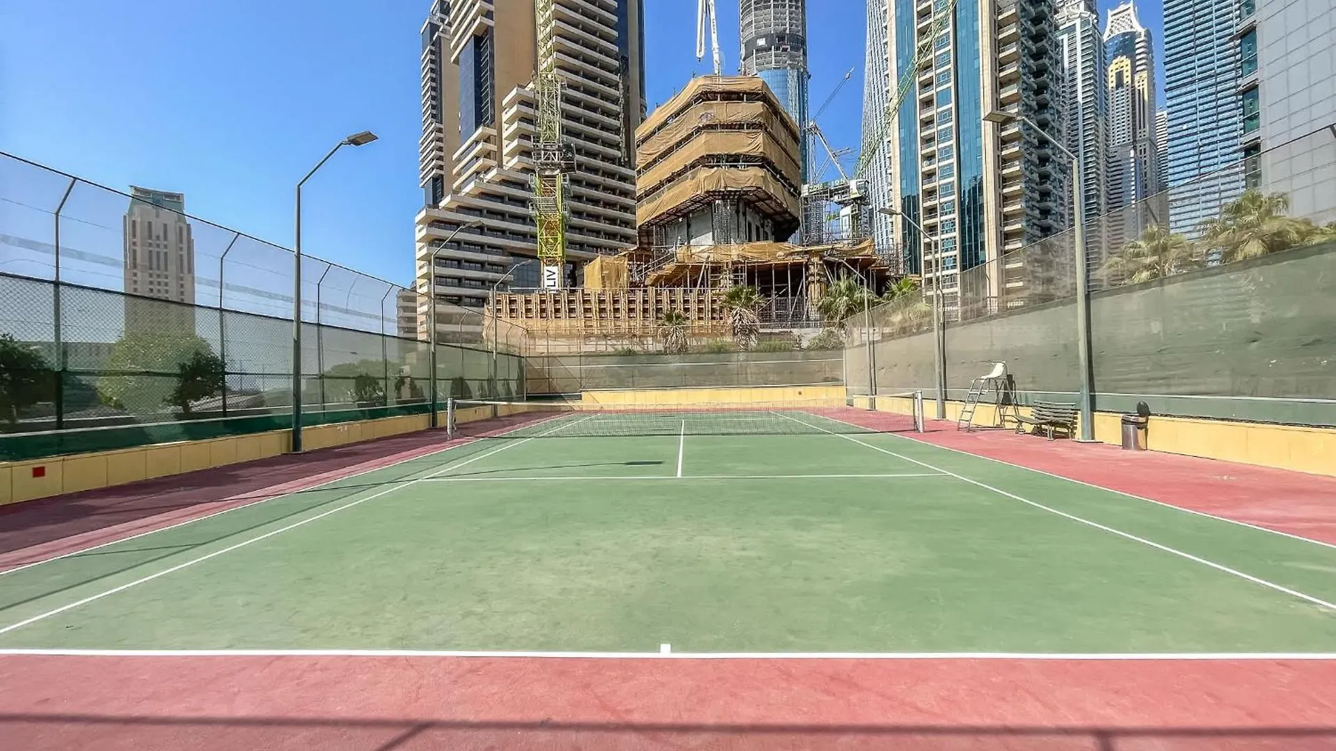 Apartment Exquisite 3-Bedrooms At Marina Terrace With Striking Views Of Dubai Marina!