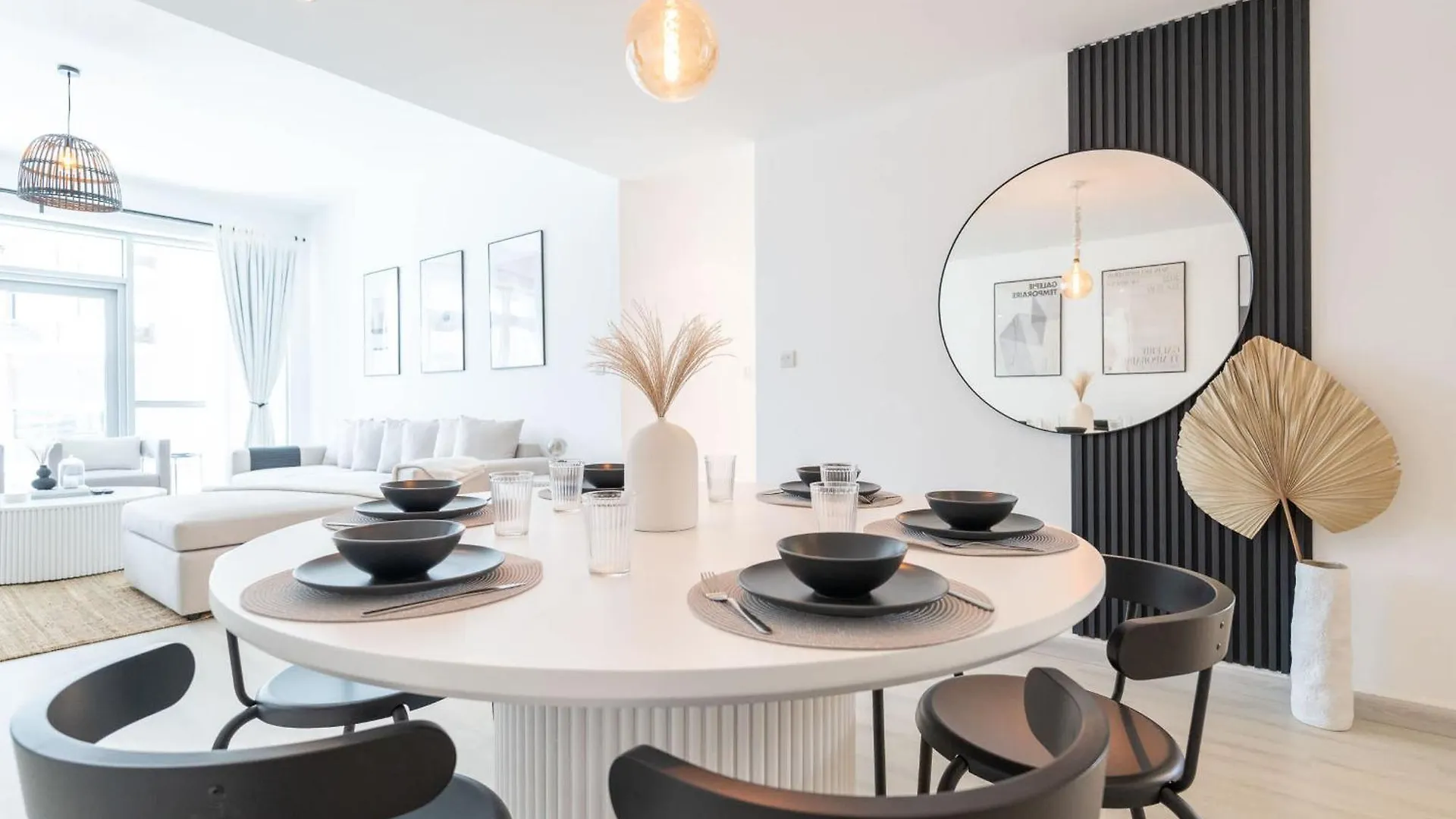 Exquisite 3-Bedrooms At Marina Terrace With Striking Views Of Dubai Marina! Lägenhet