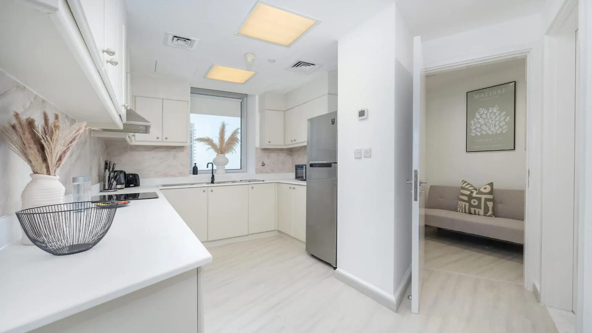 Exquisite 3-Bedrooms At Marina Terrace With Striking Views Of Dubai Marina! 0*,  Förenade Arabemiraten