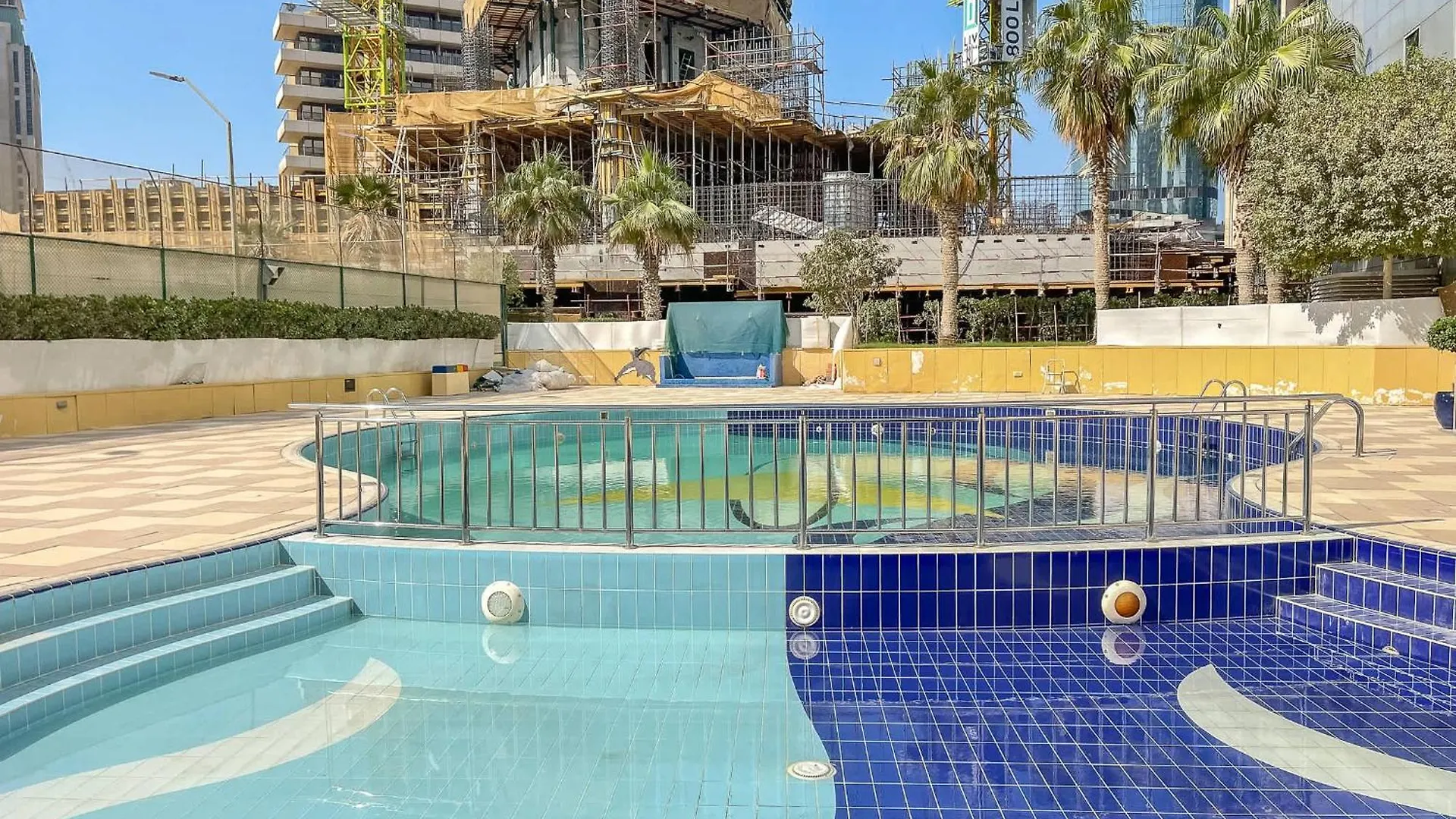 Exquisite 3-Bedrooms At Marina Terrace With Striking Views Of Dubai Marina! Lägenhet